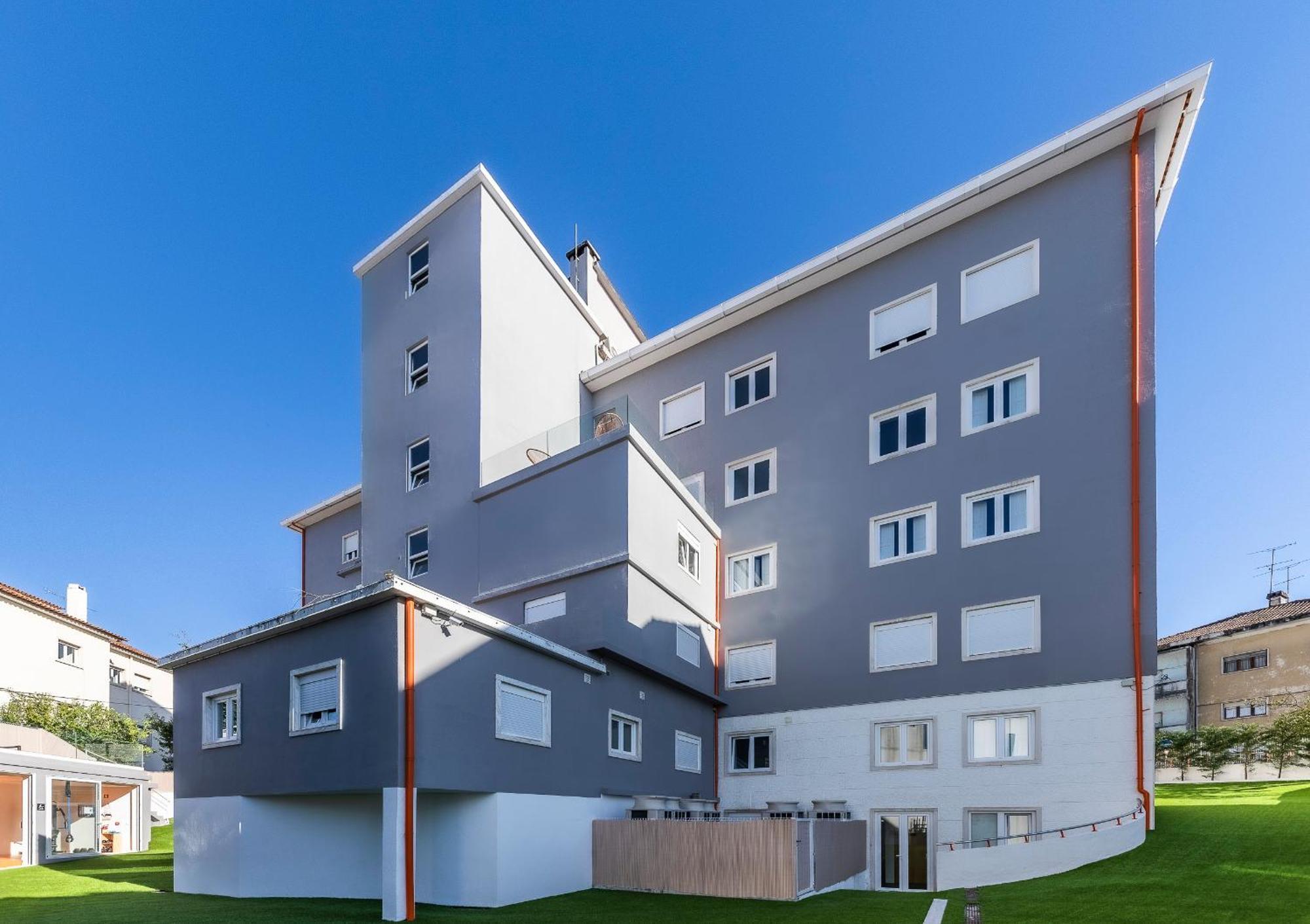 Studentville Academia Coimbra Luaran gambar